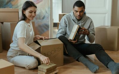 Flat Sharing & Romance: Spotting Red Flags and Green Lights